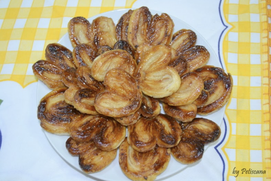 Palmiers de açúcar e canela caramelizados