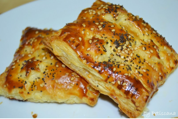 Merendas folhadas [Puff Pastry Snacks]