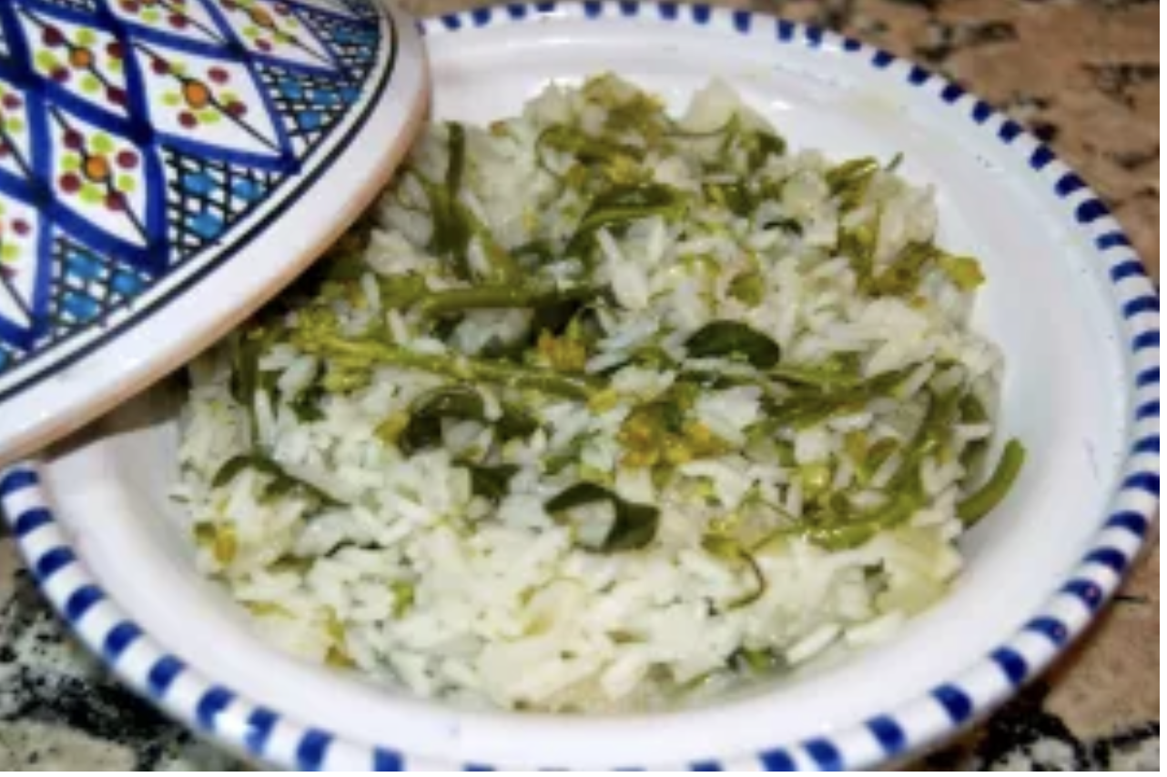 Arroz de grelos de couve [Edible kale flower bud rice]