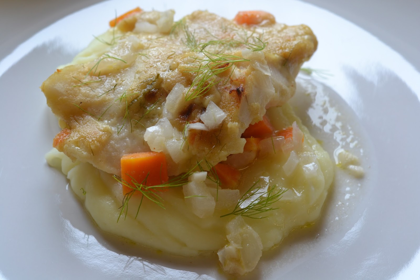 Filetes de peixe com molho de mostarda #glutenfree #dairyfree [No microondas – Receita em vídeo]