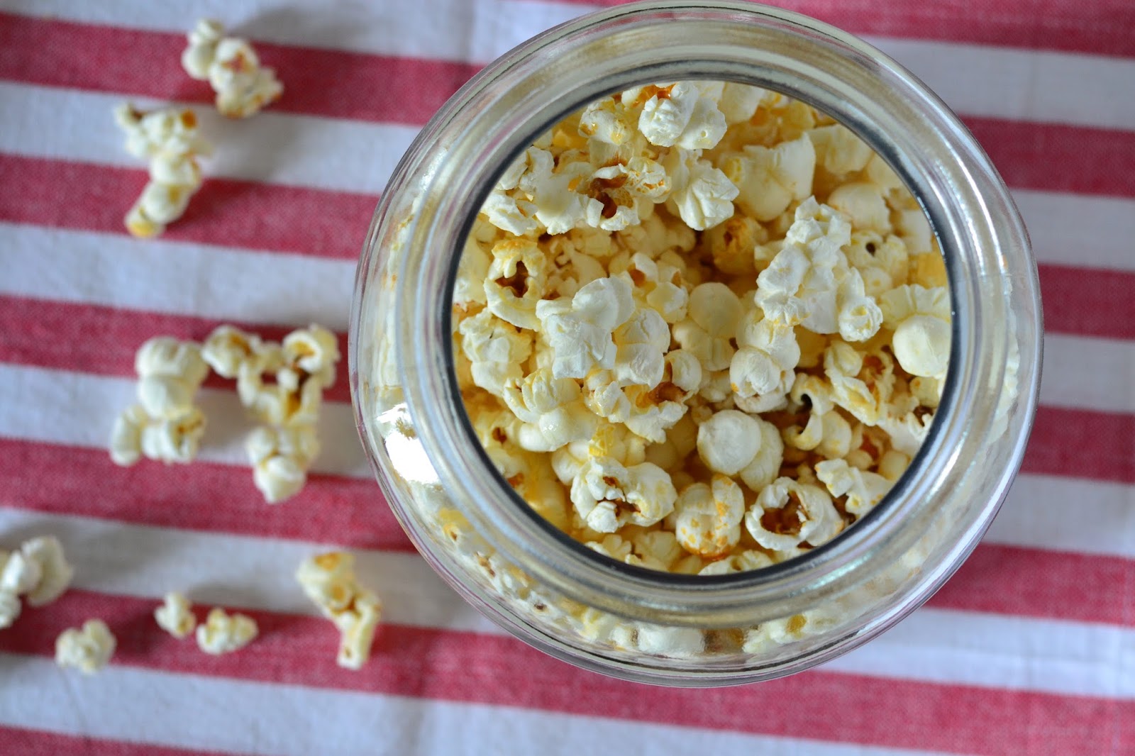 Pipocas Doces no Microondas #semgordura [Receita em vídeo]