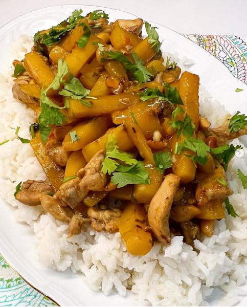 Chop suey de batata-doce e frango