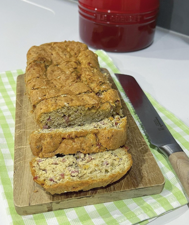 Pão #lowcarb com presunto e orégãos