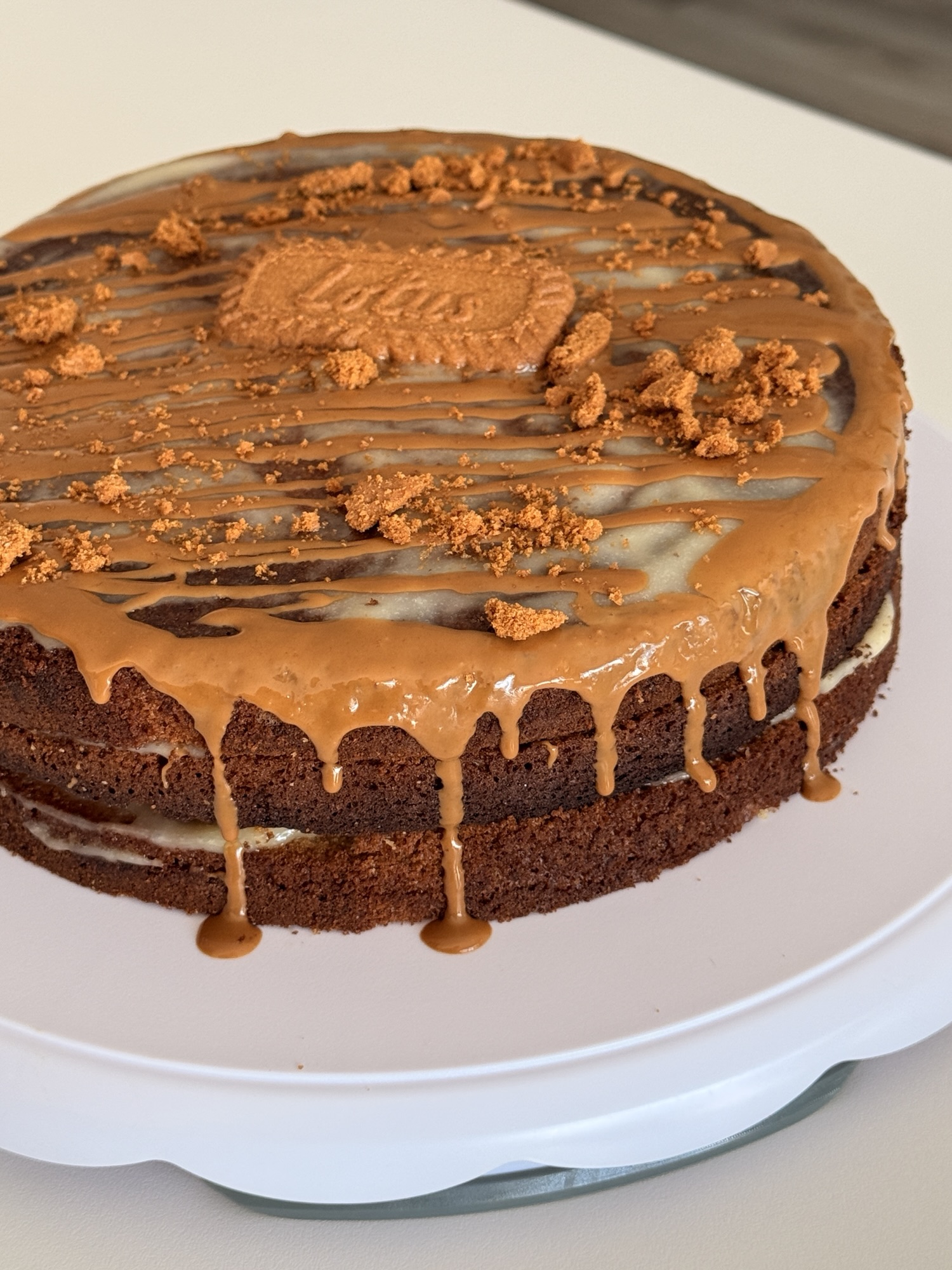 Bolo de biscoff e lemon curd