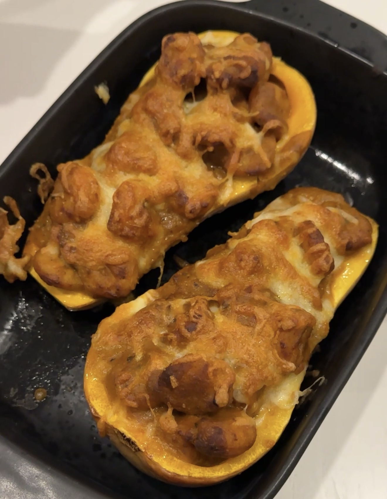 Abóbora recheada com camarão cremoso